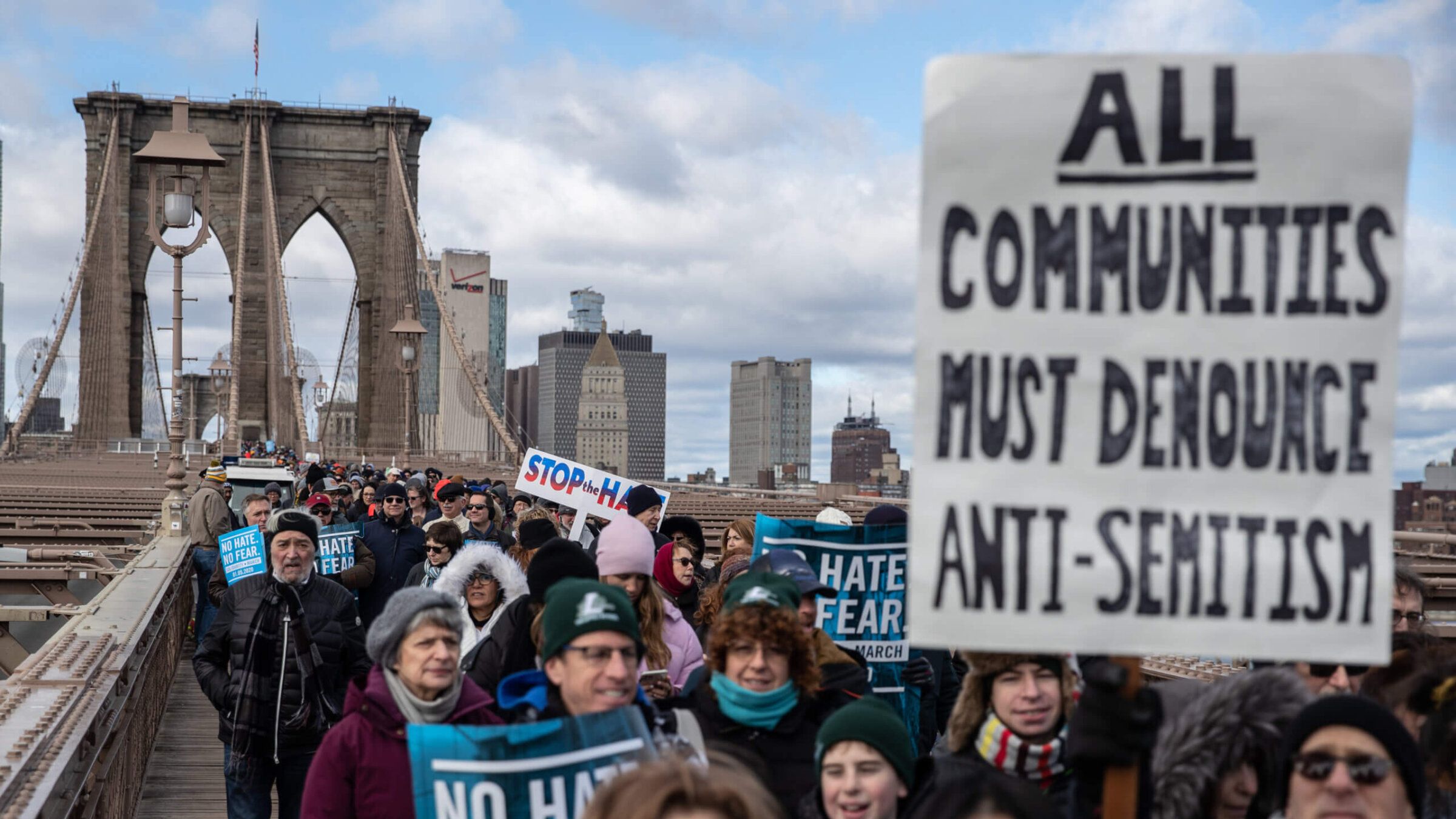 Brooklyn Bridge march against antisemitism.jpg