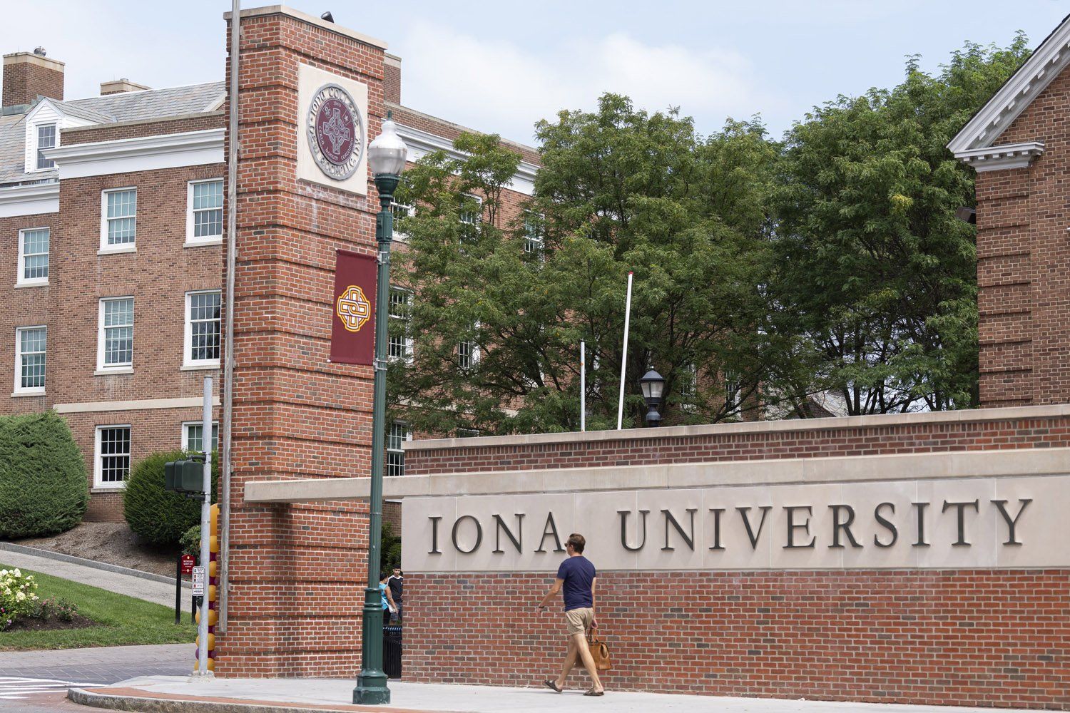 Iona_University.jpg