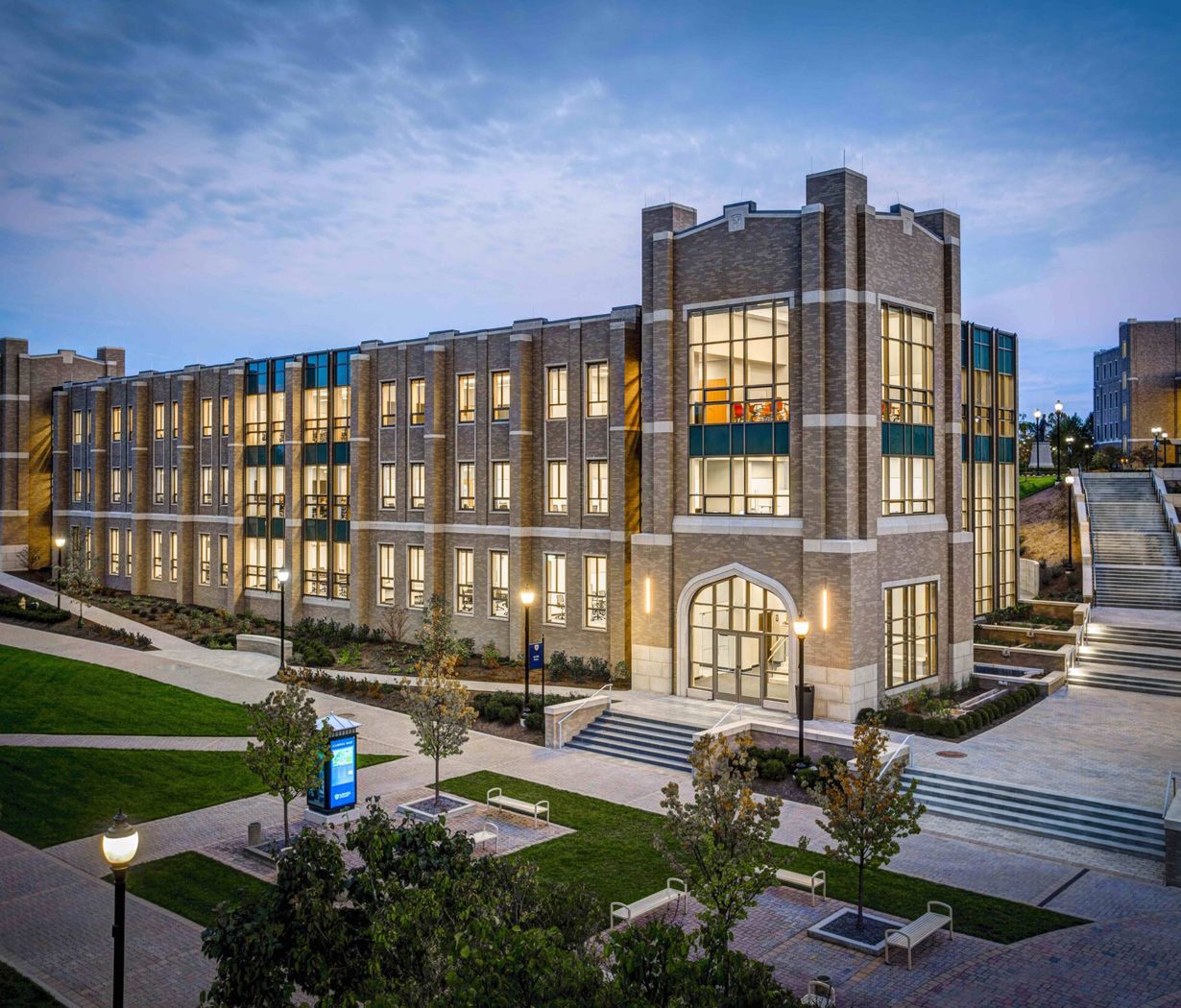 Xavier-University_AlterHall.jpg